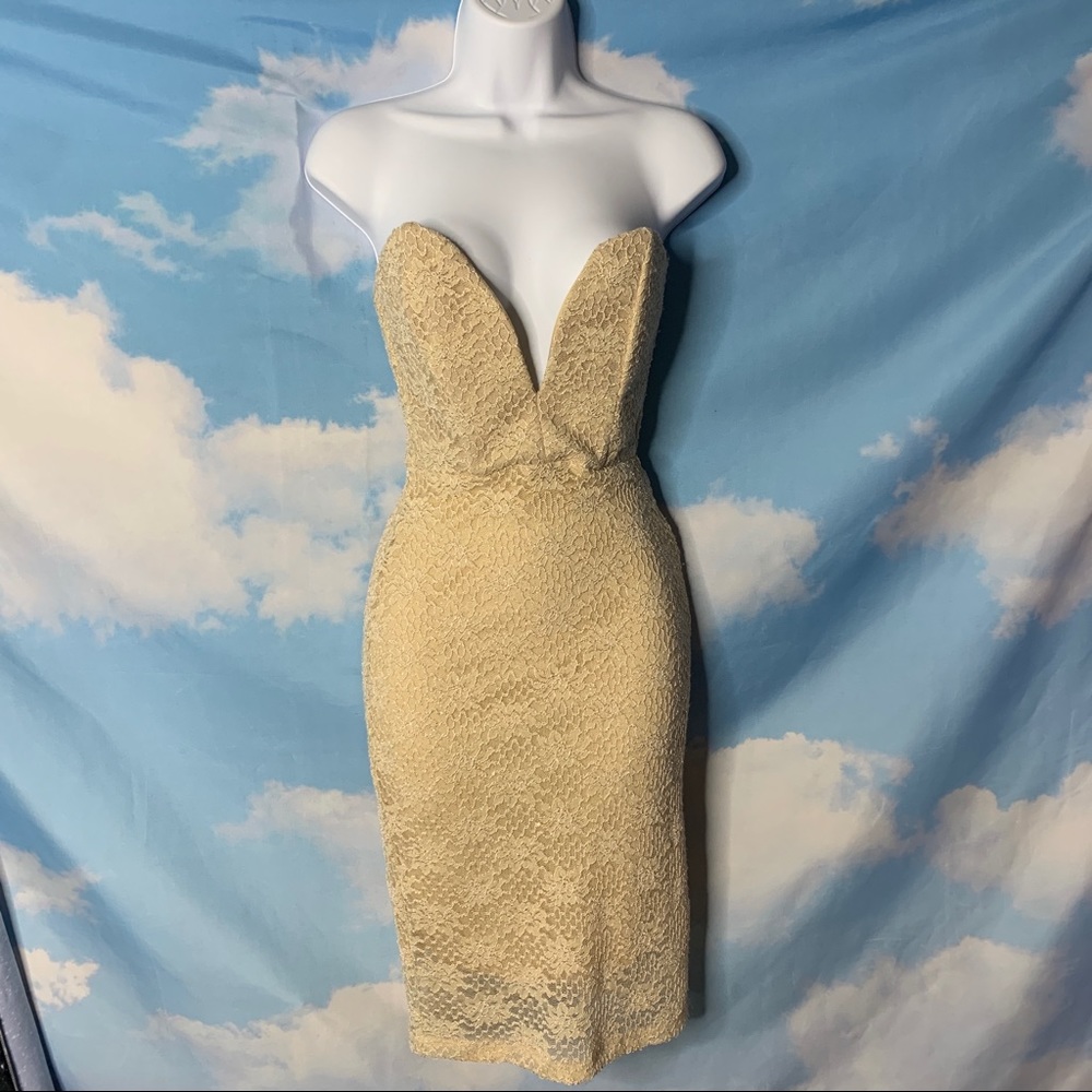 Monaco USA- Beige Floral Lace Strapless Dress M